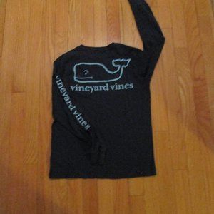 BOYS VINEYARD VINES LONG SLEEVE T SHIRT  SMALL NAVY